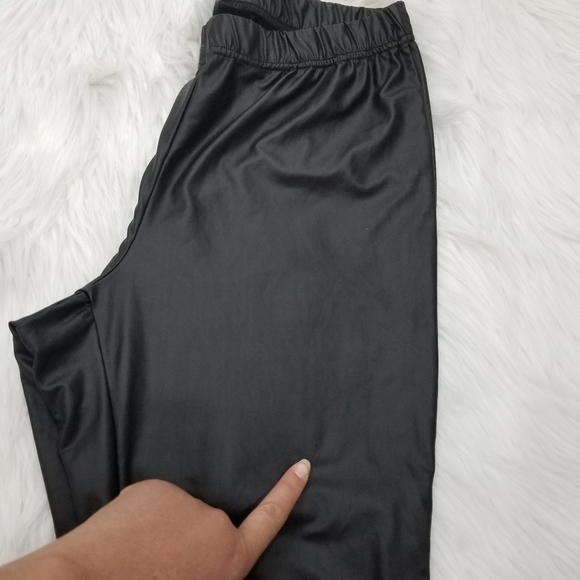 Black Faux Leather Leggings - Picture 15 of 15